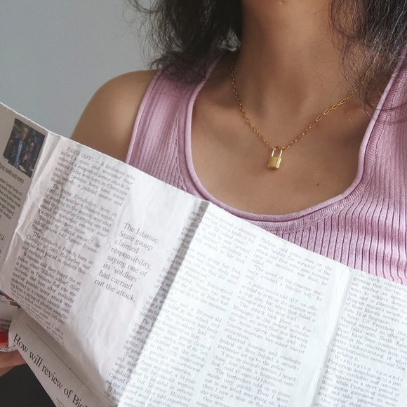 NEW 18K Gold Plated Lock Padlock Pendant Link Chain Paper Clip Necklace - Picture 3 of 6